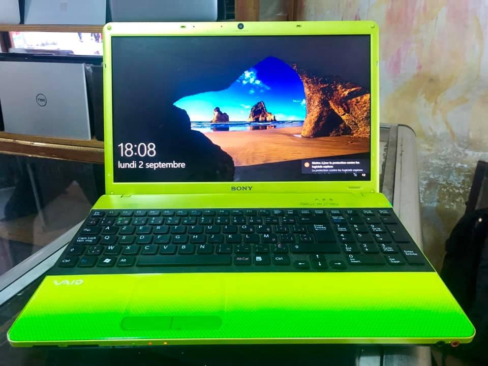 Ordinateur Portable Sony 17" Intel Core 2 Duo - Pour Pièces / Non Fonctionnel