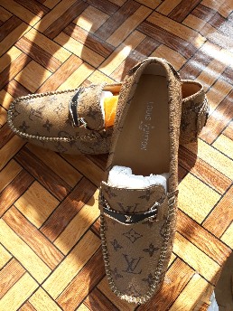 Chaussures Homme Tod's Louis Vuitton neufs et occasions en Côte d'Ivoire -  CoinAfrique Côte d'Ivoire