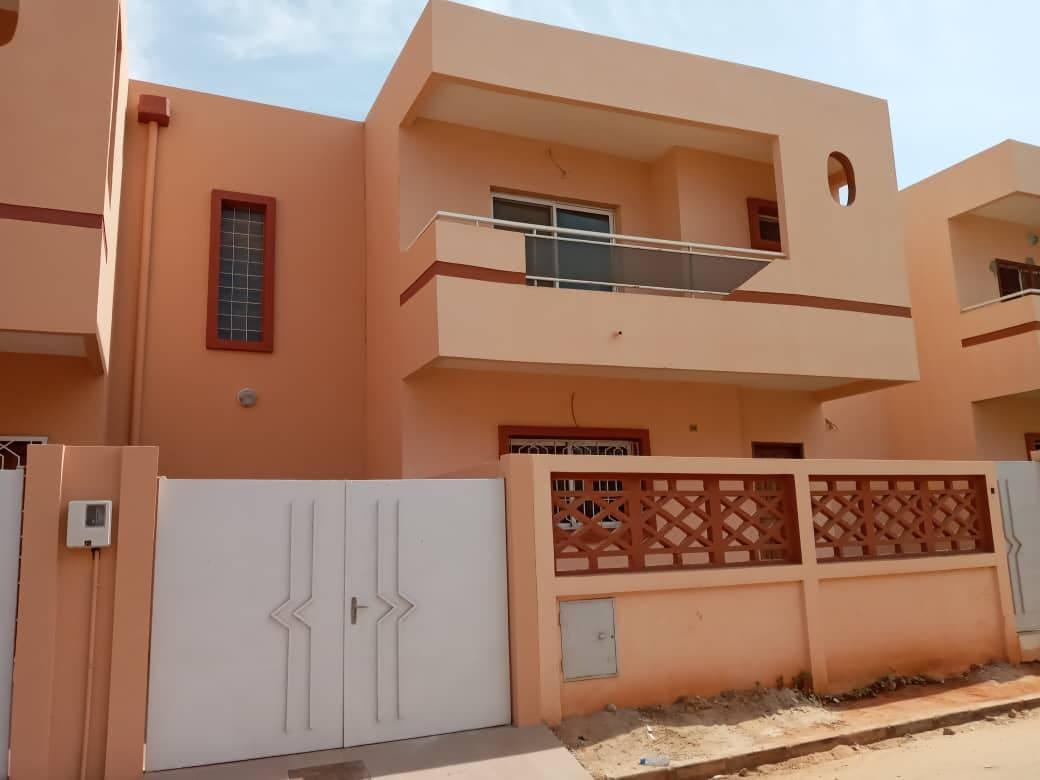 Villas Vente villa 4 pièces Cité Aliou Sow au Sénégal CoinAfrique