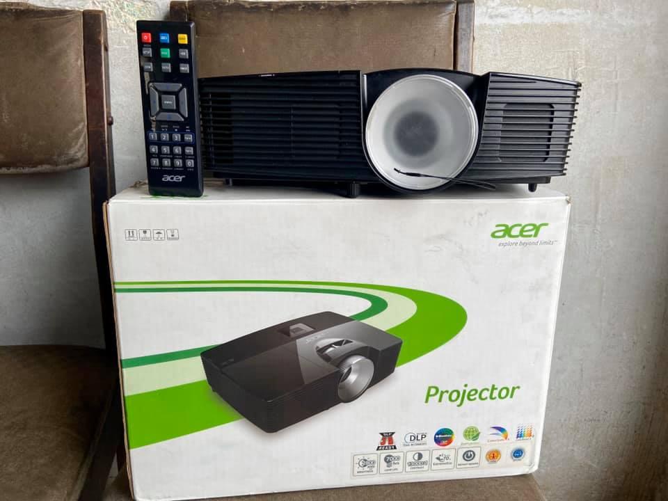 TV, box & Vidéo projecteurs Vidéo projecteur Acer x113 3d neufs et