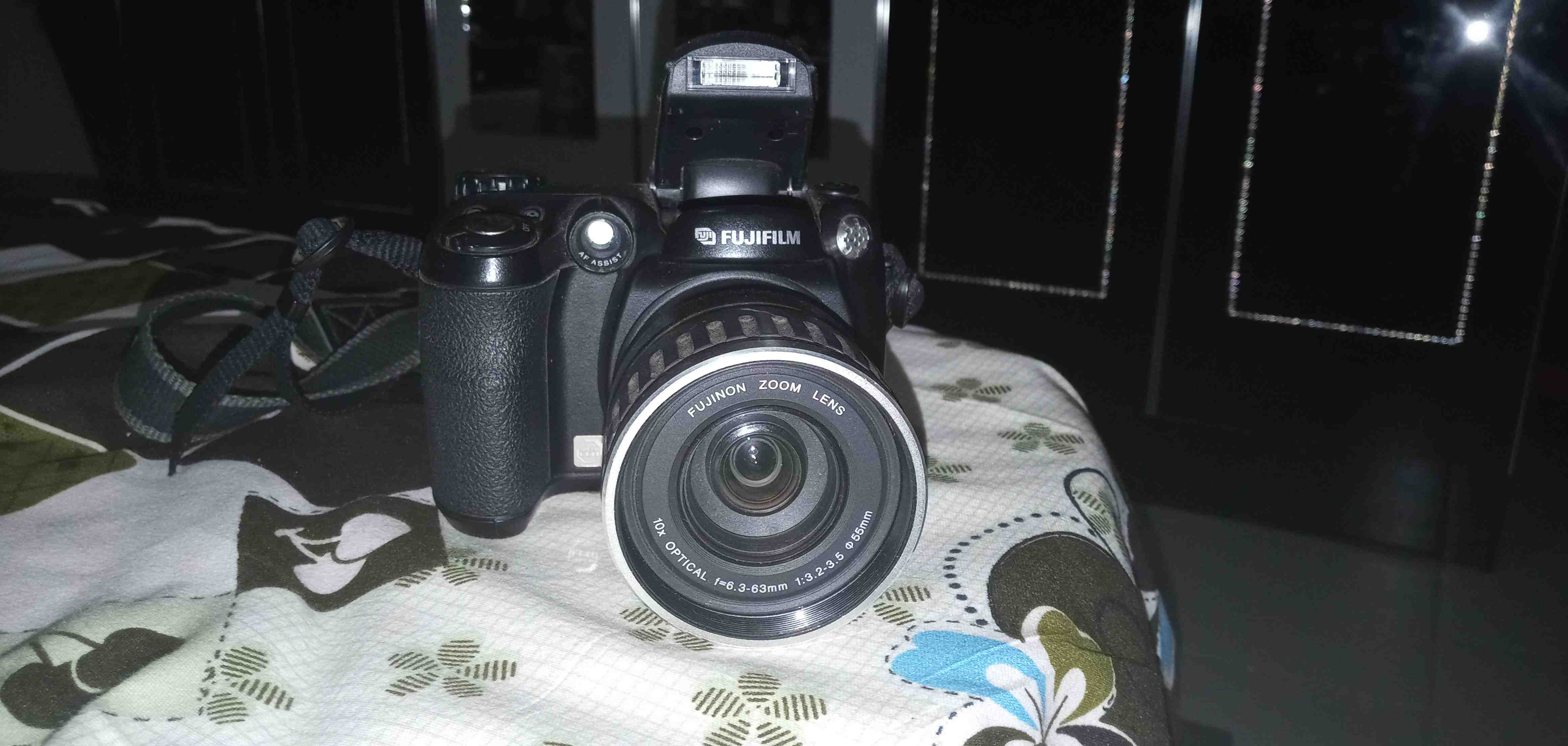 Appareils photos numériques FUJIFILM FinePix S2980 Noir d'occasion