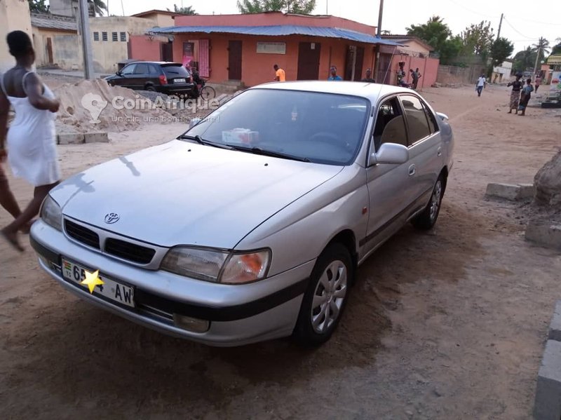 Toyota carina 3