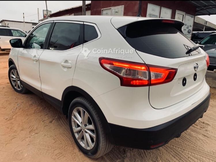 Voitures Nissan Qashqai 2015 neufs et occasions au Sénégal