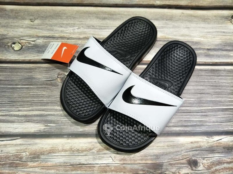 Chaussures Homme Sandales Nike neufs et occasions au S?�n?�gal - CoinAfrique S?�n?�gal