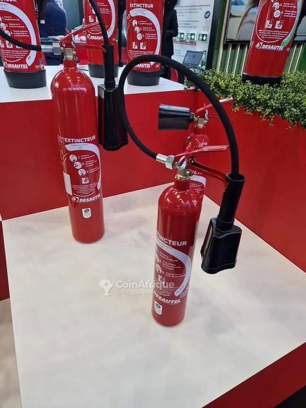 Extincteur d'incendie sur le thème Ferrari - Édition limitée (6/9) - PK