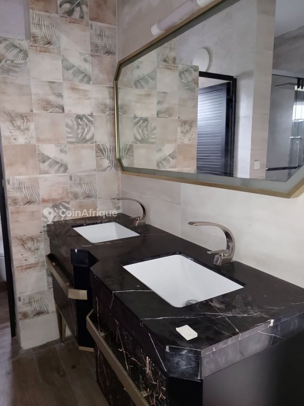 Vente villa duplex haut standing Rivera Mbadon vers ambassade de chine — photo 2