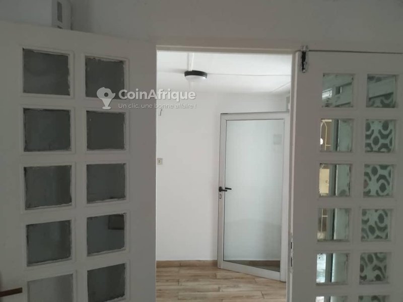 Location appartements 2 pièces - Treichville — photo 2