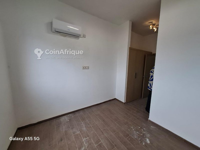 Location appartement de standing 4 pièces - Cocody angré 8eme tranche — photo 2
