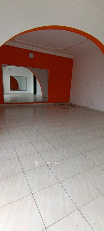 Location appartements 4 pièces - Cocody cité des arts — photo 5