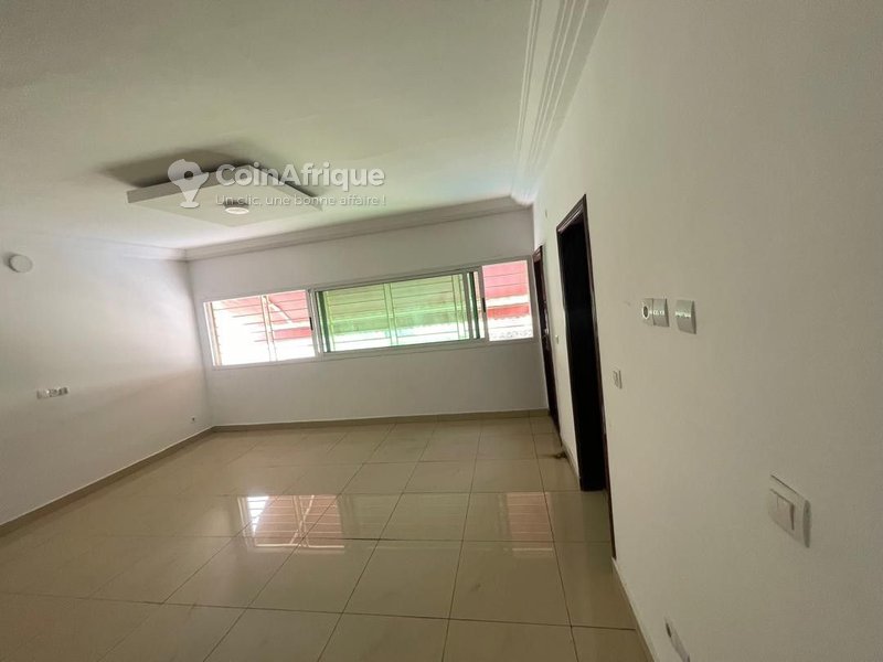 Location villa 6 pièces à Cocody-Angré — photo 5