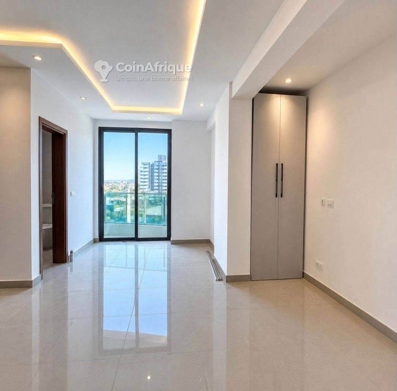 location appartement de standing 3 pièces - cocody 2 plateaux 9eme tranche cgk — photo 5