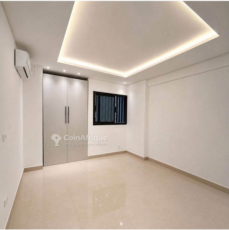 Location appartement de standing 4 pièces - cocody 2 plateaux 9eme tranche cgk — photo 2