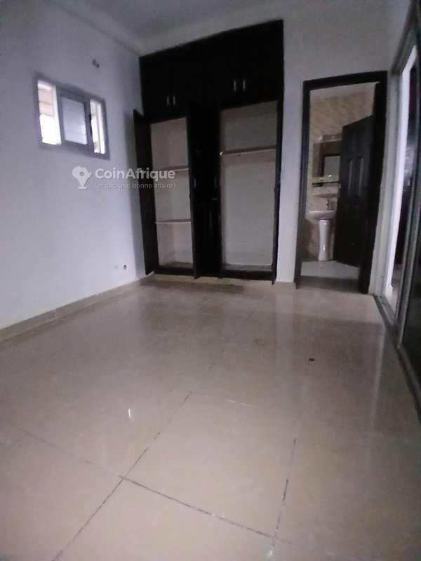 Location appartement 2 pièces Cocody angré nouveau chu — photo 5