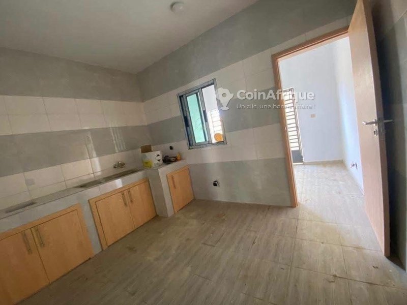 Vente villa duplex de 6 pièces à bingerville derrière l'hôpital mère enfant — photo 4