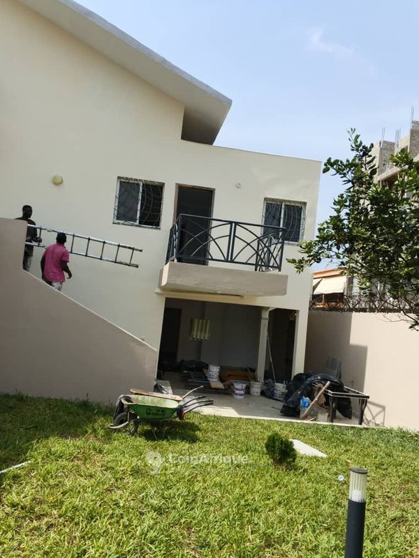 Location villa 6 pièces Cocody a Angré cnps 9ème tranche — photo 2
