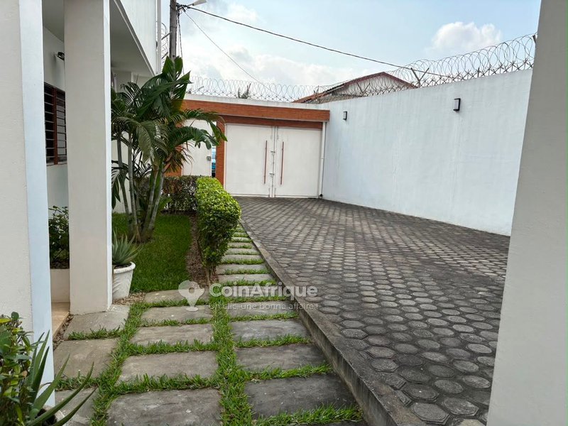 Location villas 7 pièces - Marcory — photo 4