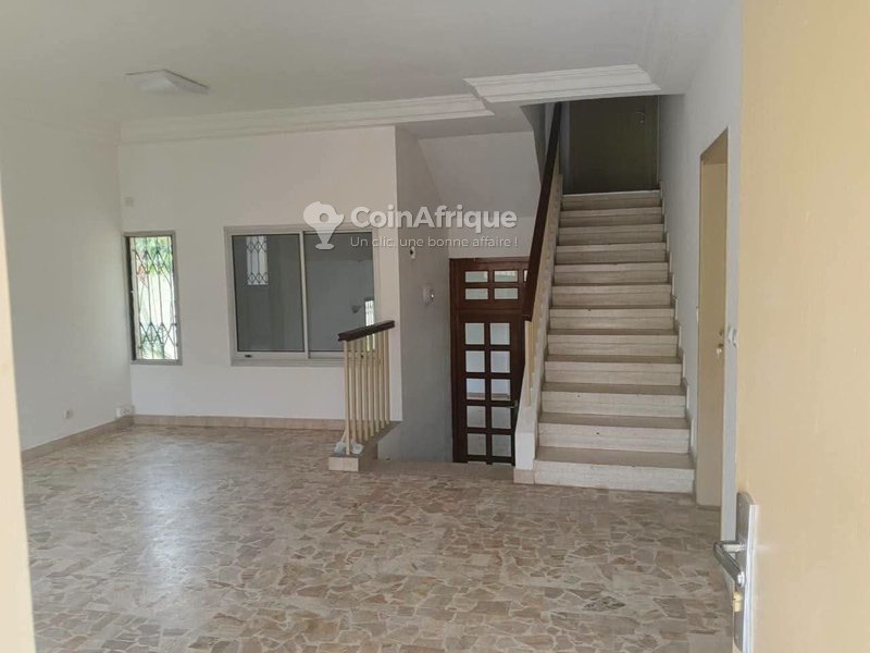 Location villa duplex 9 pièces - Cocody 2plateaux les valons — photo 4