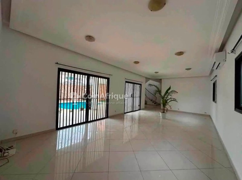 Location villa duplex 7 pièces a la Riviera 4 — photo 2