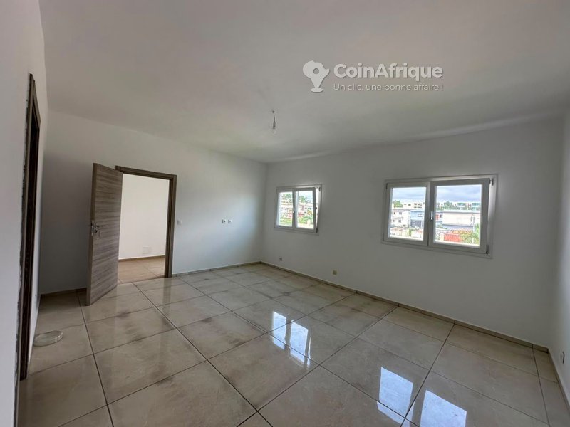 Location villa duplex 5 pièces Beverly hills — photo 2
