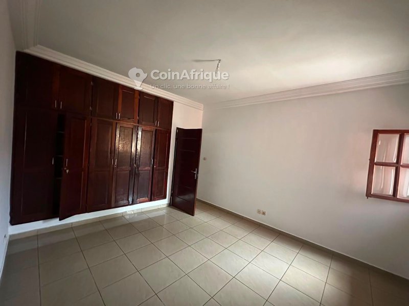 Location villa basse à Cocody Riviera 3 — photo 5