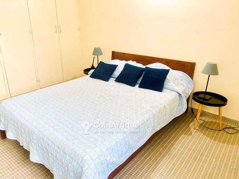 Location appartement meublé de standing 3 pièces - cocody saint jean — photo 2