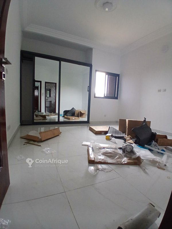 Location appartement 3 pièces Cocody angrè nouveau chu juste à côté de la station districome nouvelle constructions 05 Zone très accessible ???? À proximité de la station districome — photo 5