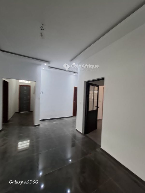Location appartement 4 pièces à Cocody-angré chu — photo 4