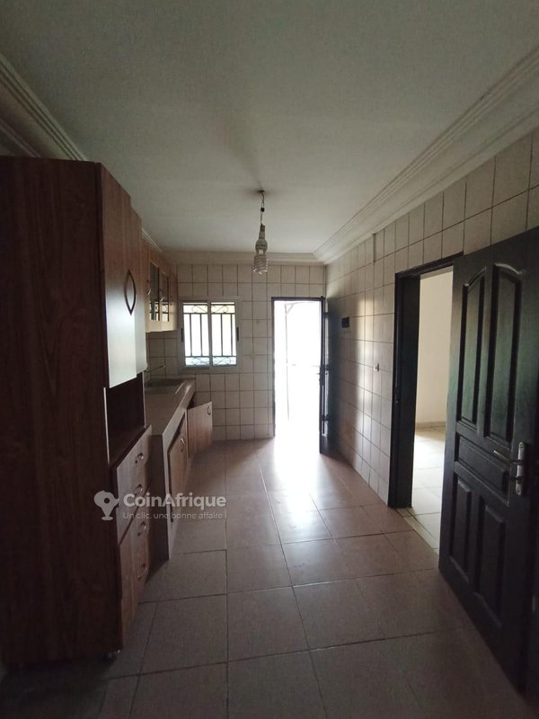 Location appartement de standing 2 pièces - cocody 2 plateaux vallon — photo 2