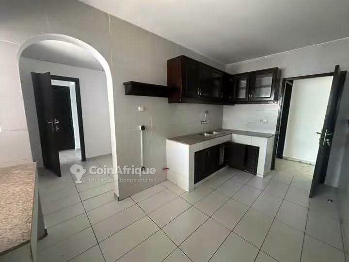 Location villa basse 5 pièces avec piscine | Cocody Riviera 3 lycée français‎ — photo 4