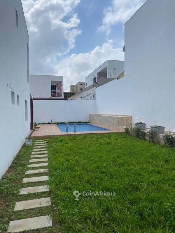 Location villa 6 pièces Cocody angré djorobité — photo 4
