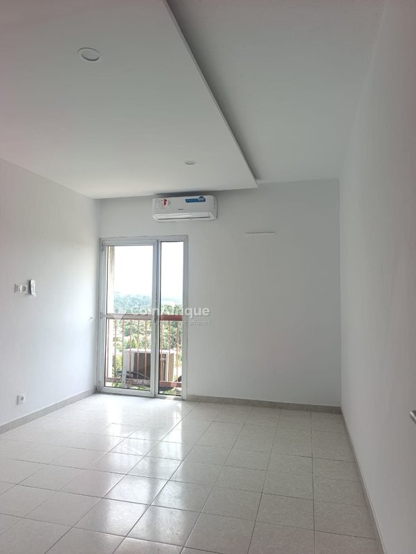 Location appartement 5 pièces - Rivièra — photo 3