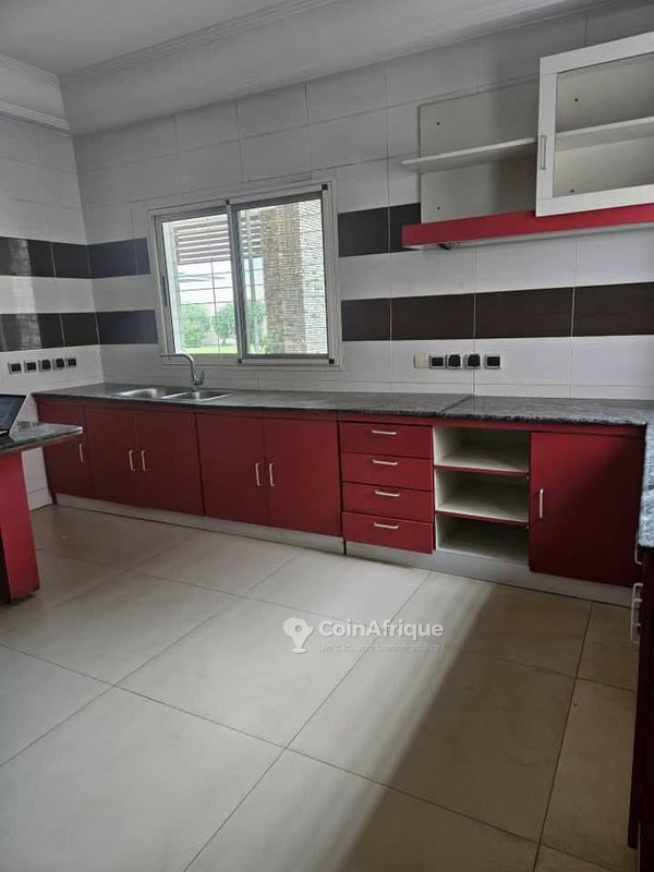 Location villa 9 pièces à Cocody Rivera 4 — photo 3