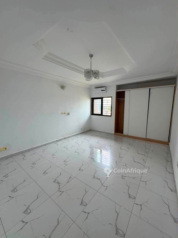 Location appartement 4 pièces à Cocody 2 Plateaux — photo 5