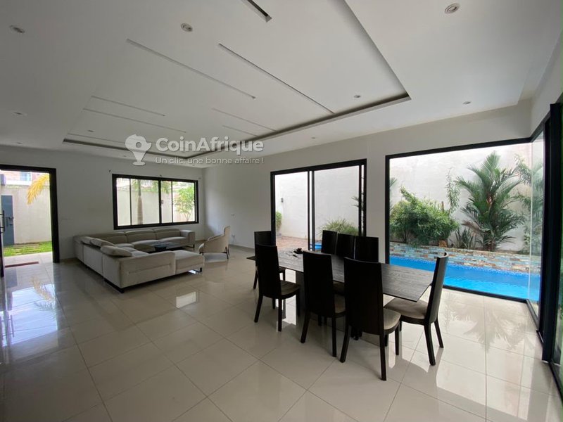 Location villas duplex 8 pièces - Cocody riviera 4 pres des ecoles internationales — photo 2