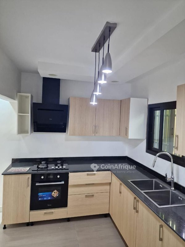 Location villa duplex 5pièces - Angré djorgobité I — photo 4