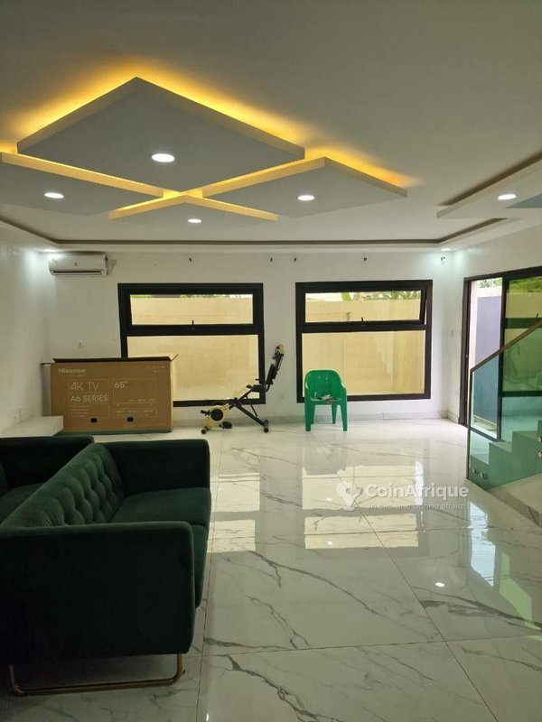 Vente villa duplex 5 pièces - Cocody angre nouveau chu djorobite — photo 3
