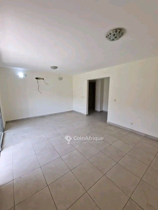 Vente appartement 3 pièces - Cocody angré — photo 3