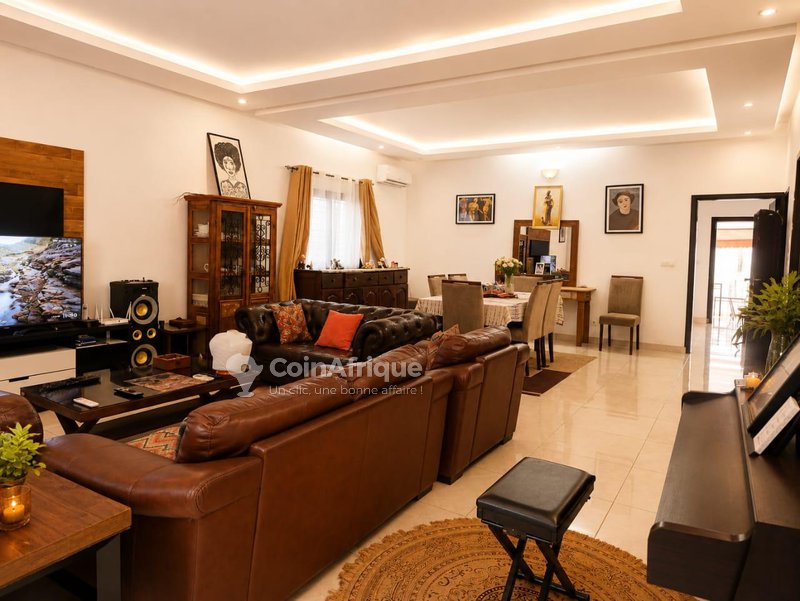 Vente villas 6 pièces - Cocody zone palmeraie saint viateur — photo 5