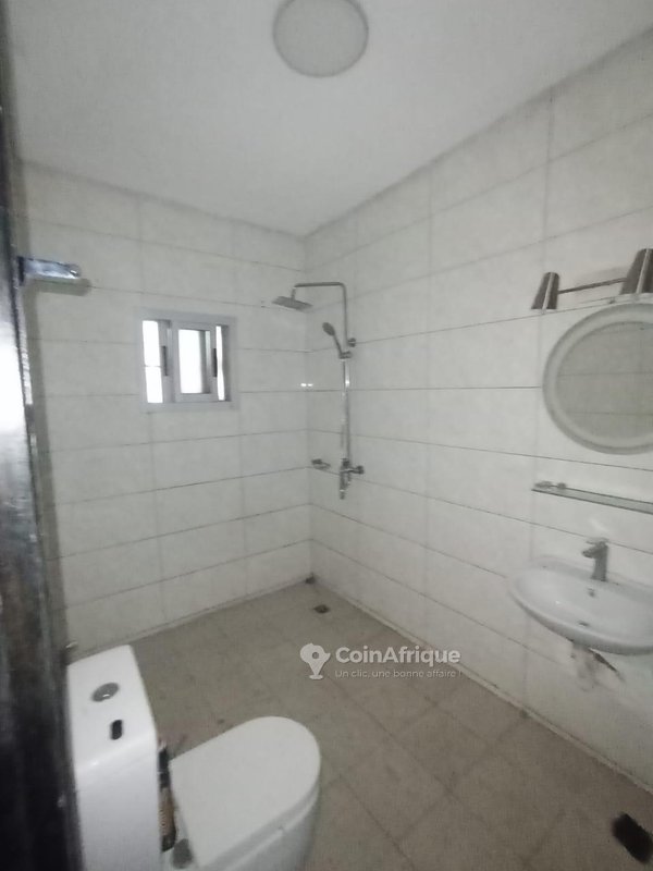 Location appartement 2 pièces - Cocody 2 plateaux vallon — photo 5