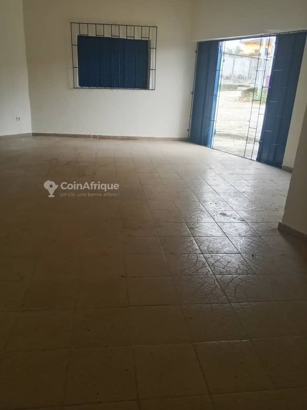 Location magasin – Angré chu — photo 2