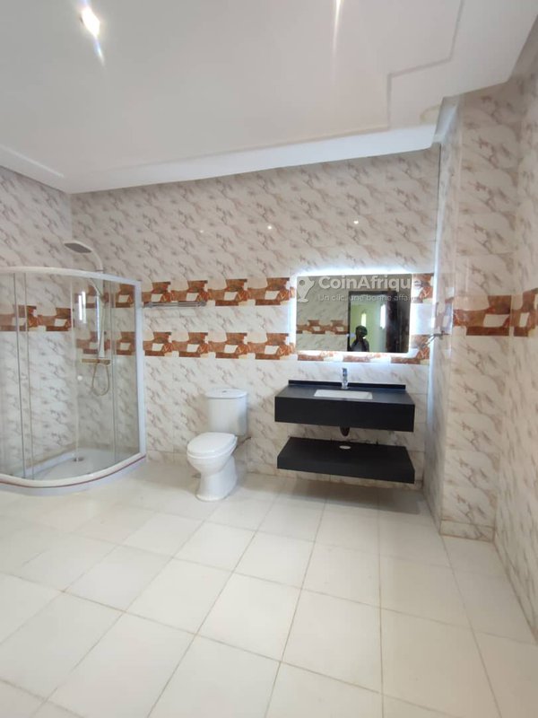 Location villa 5 pièces - Cocody — photo 3