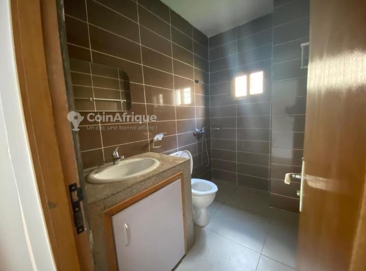 Vente villa duplex standing 4 pièces - Cocody Riviera faya — photo 3