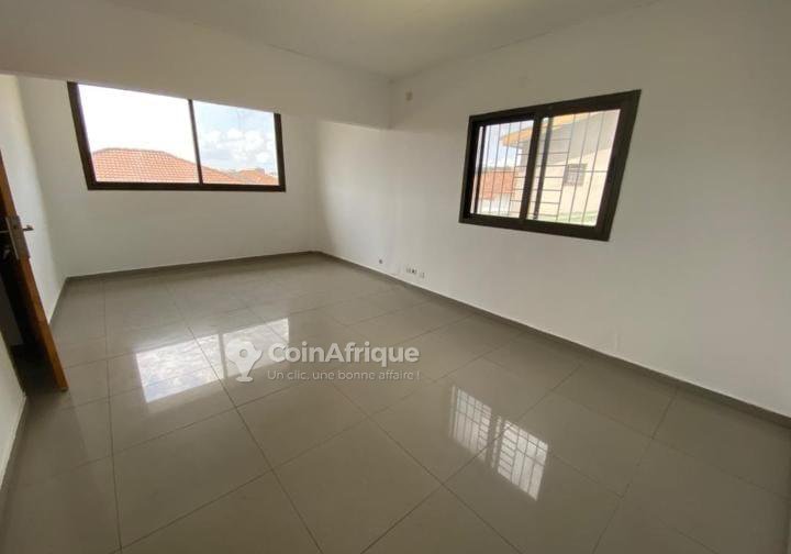 Vente villa duplex standing 4 pièces - Cocody Riviera faya — photo 4
