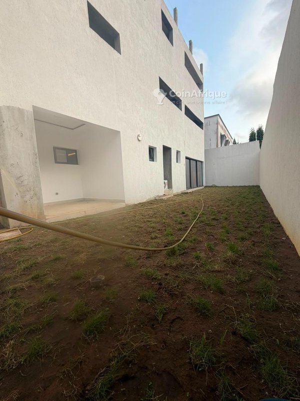 Location appartements 5 pièces - Cocody Rivera M'badon — photo 3