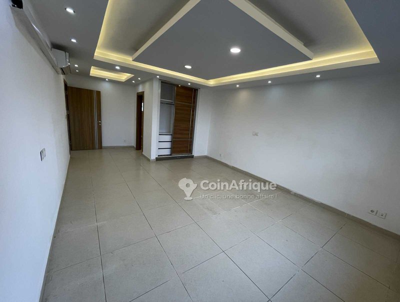 Location appartement standing 3 pièces - Marcory zone 4 — photo 4