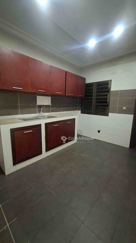Vente villas 4 pièces - Cocody Abata dans une cité — photo 2