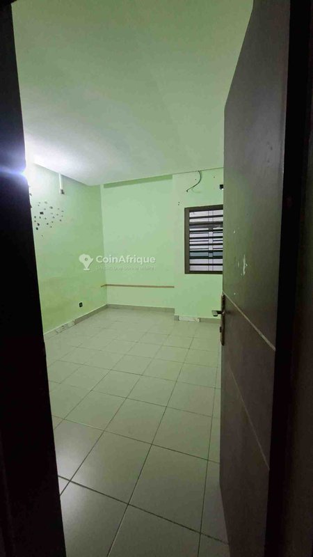 Vente villas 4 pièces - Cocody Abata dans une cité — photo 3