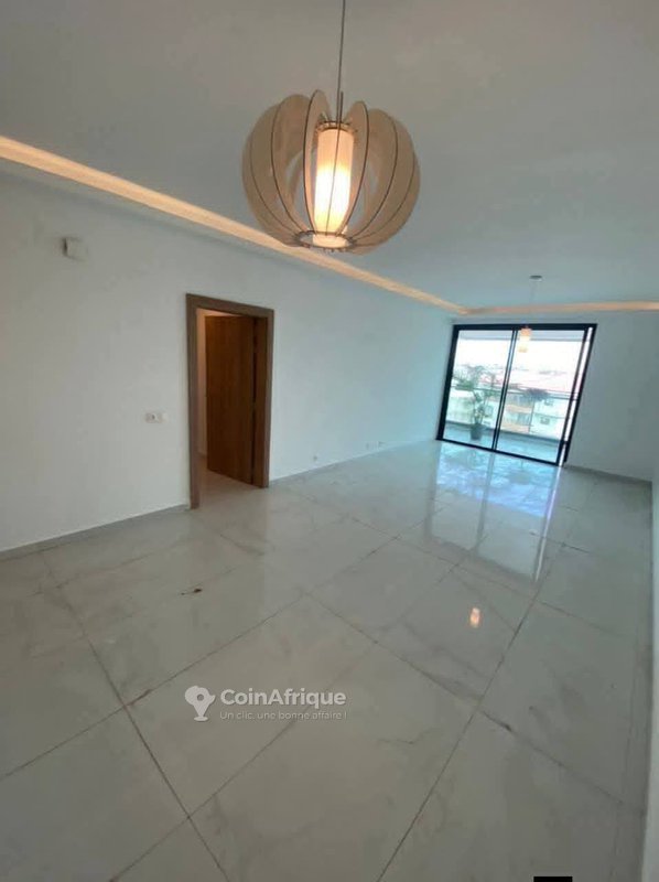 vente appartements 5 pièces rivera 3 triangle- cocody — photo 2