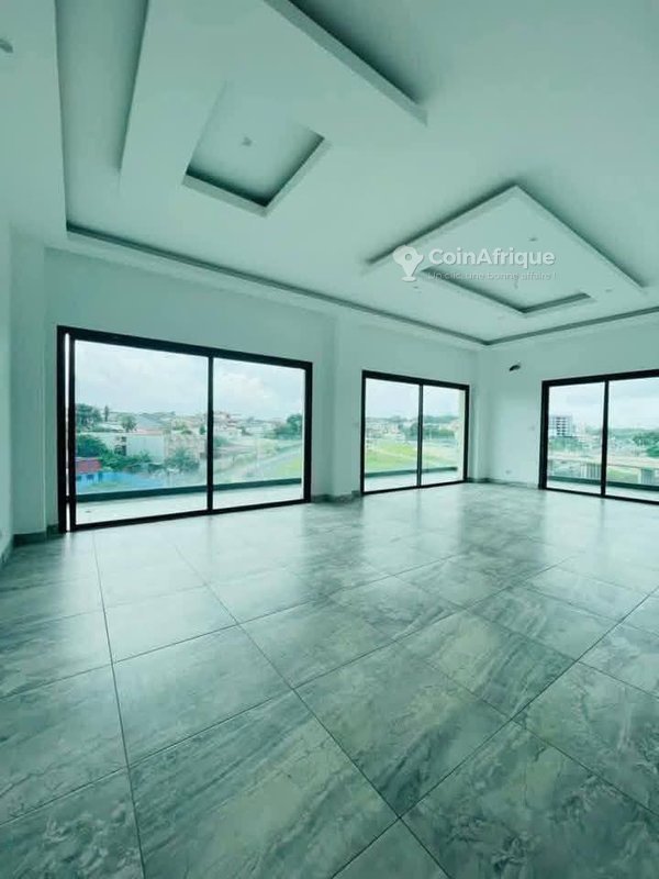 Location appartements 5 pièces - Cocody Riviera — photo 3