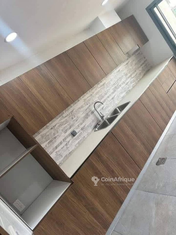 location appartements 4 pièces non loin abidjan mall - cocody — photo 2